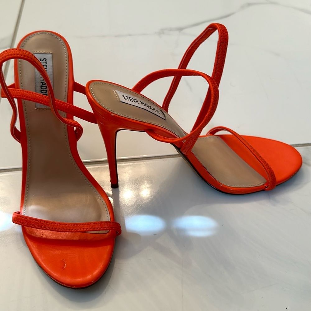 Steve Madden Heels - Size 10 - Bright Orange & Snakeskin